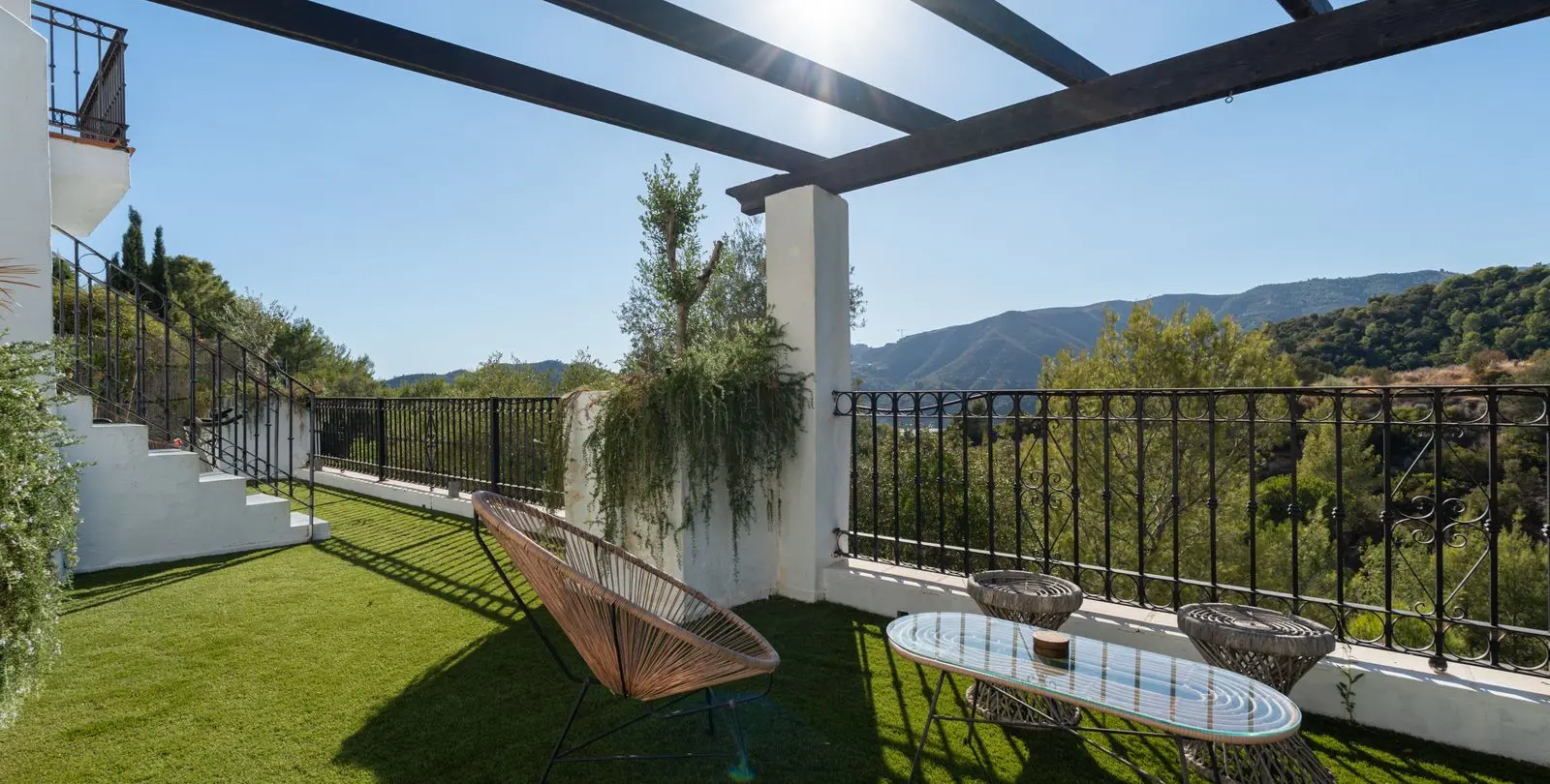 Sale of semi-detached house in Istán 8
