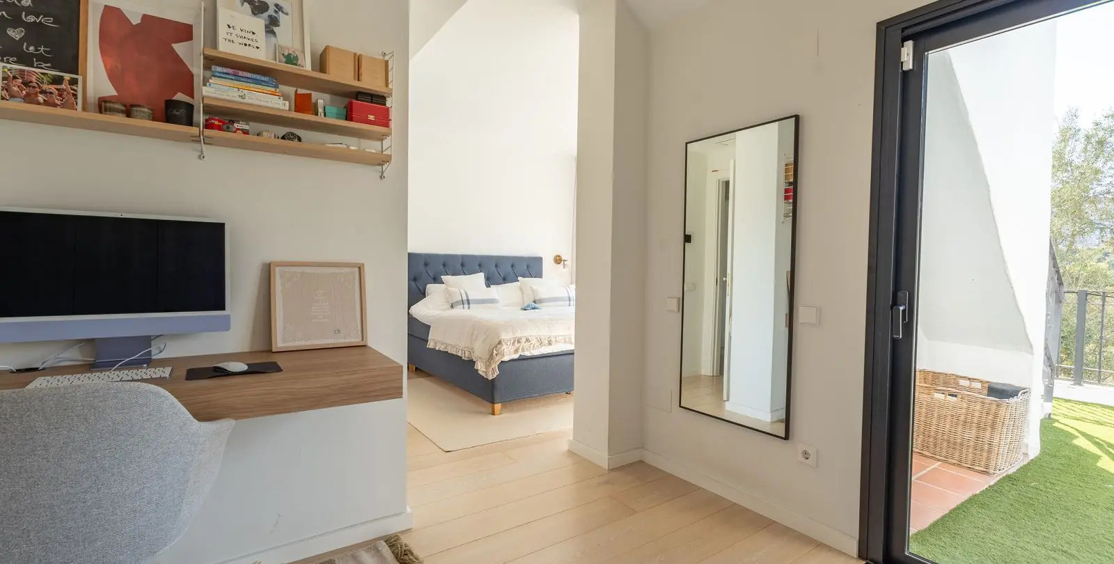 Sale of semi-detached house in Istán 18