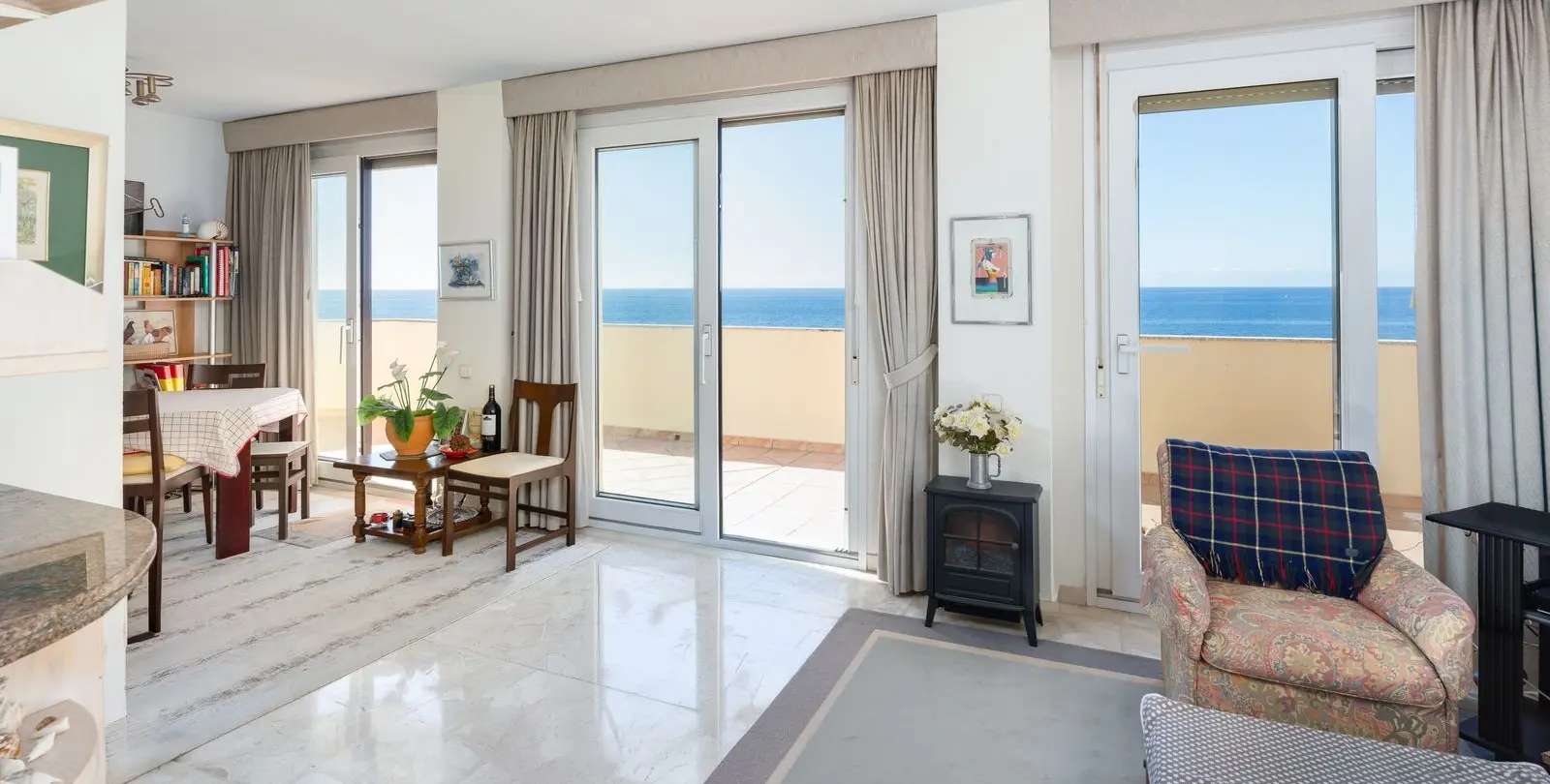 Sale of penthouse in Marbella 2