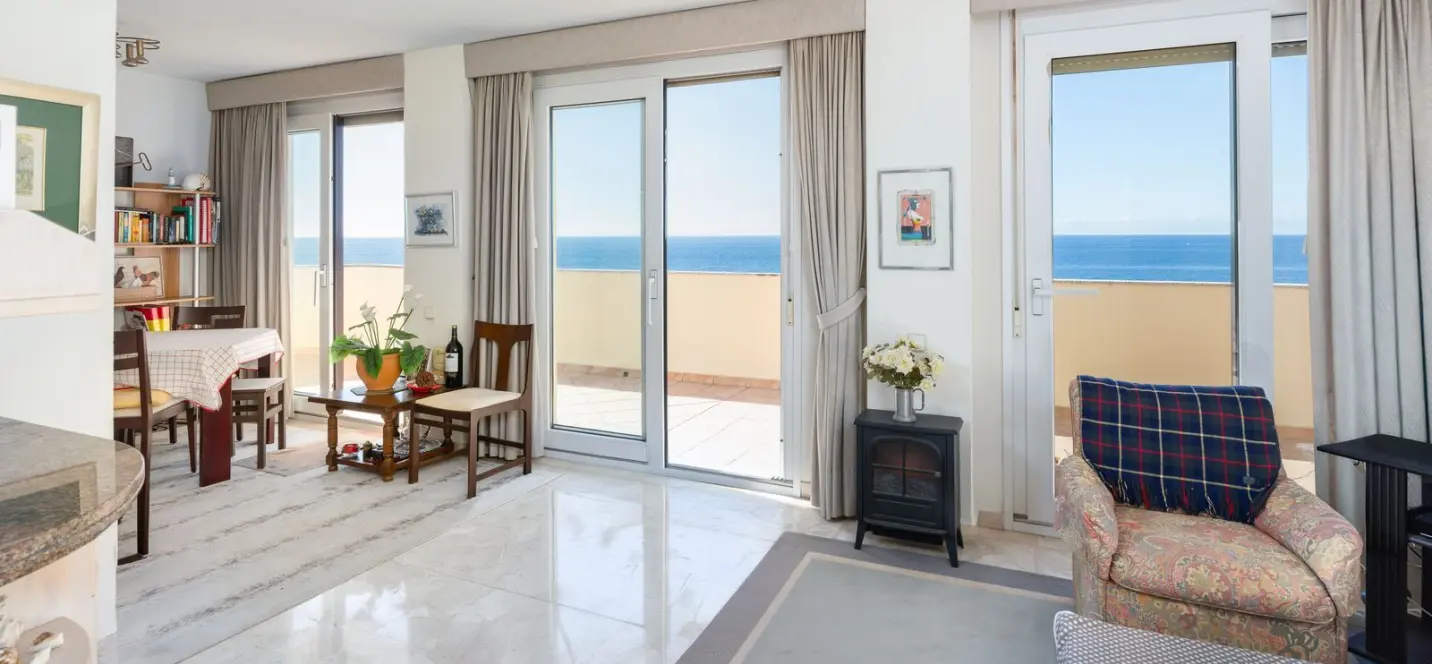 Sale of penthouse in Marbella 1