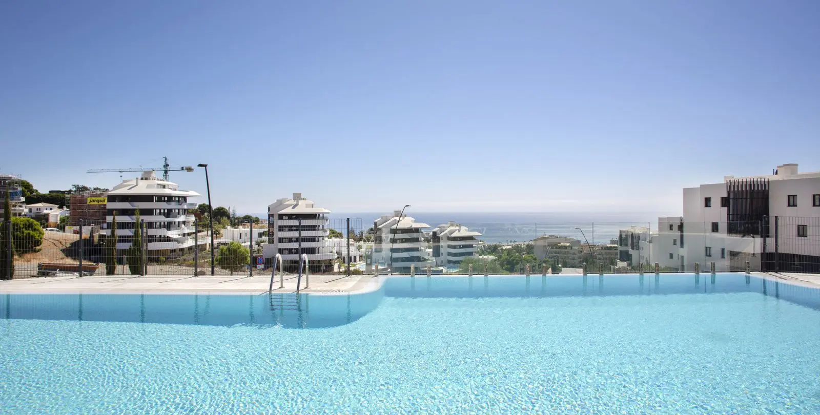 Sale of penthouse in Benalmadena 2