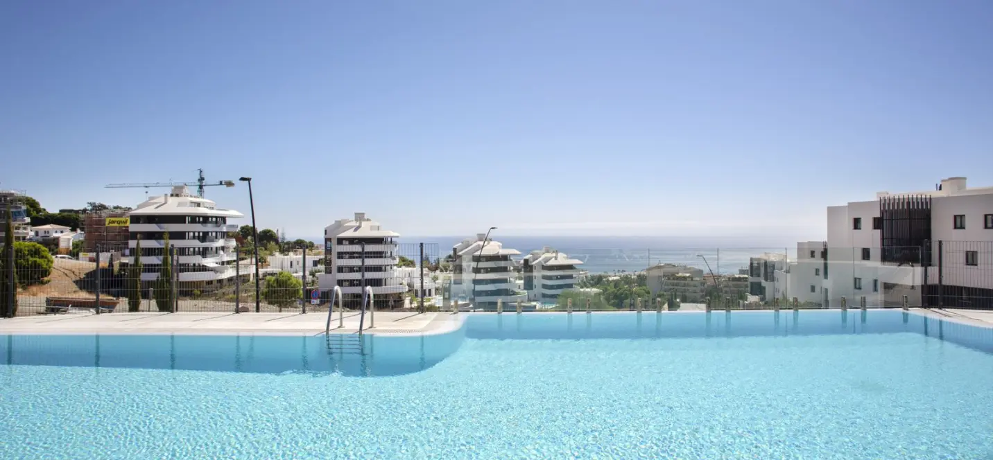 Sale of penthouse in Benalmadena 1