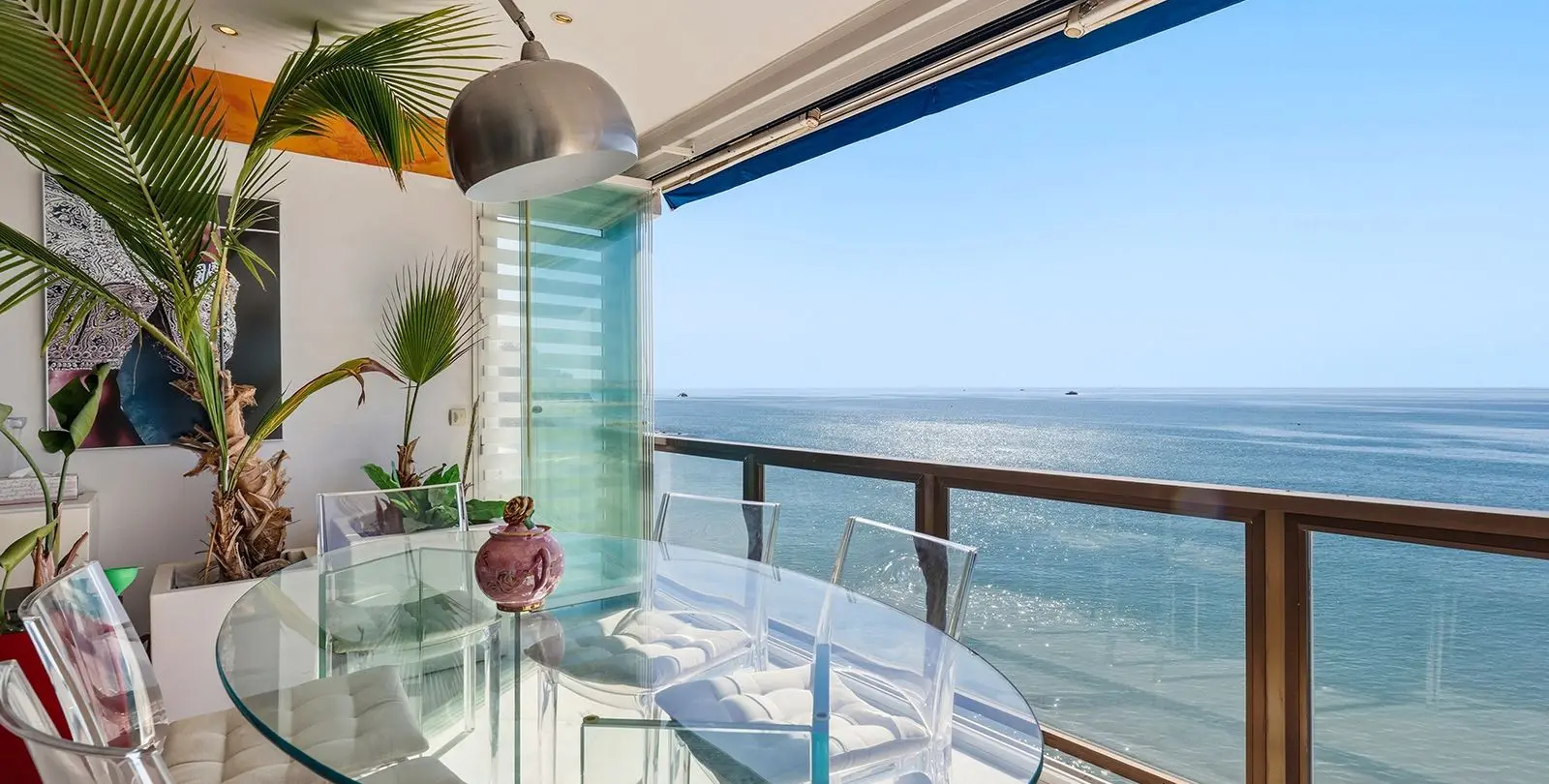 Sale of middle floor apartment in Benalmadena Costa 17