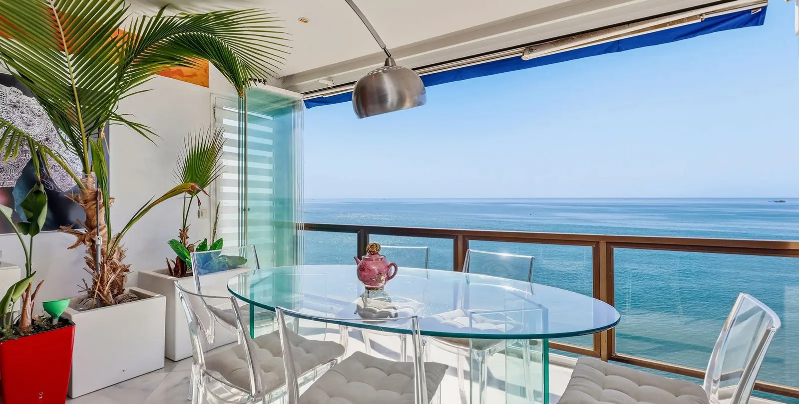 Sale of middle floor apartment in Benalmadena Costa 22