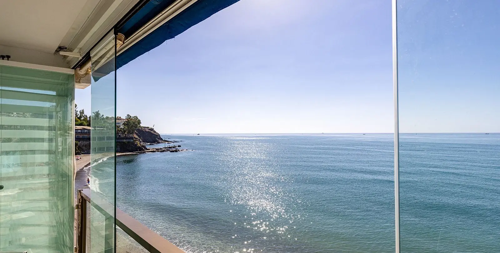 Sale of middle floor apartment in Benalmadena Costa 56