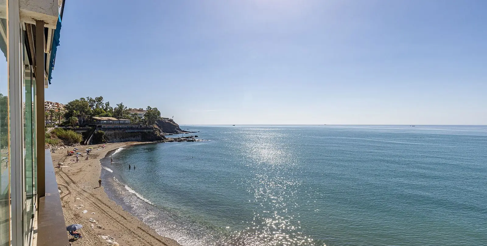 Sale of middle floor apartment in Benalmadena Costa 58