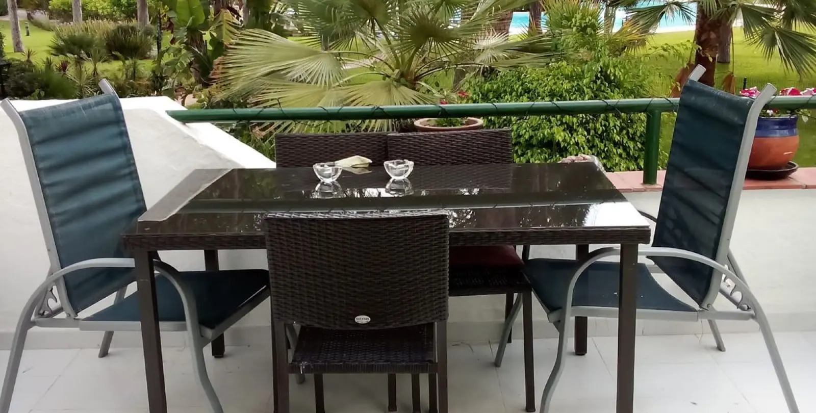 Sale of middle floor apartment in El Presidente 8