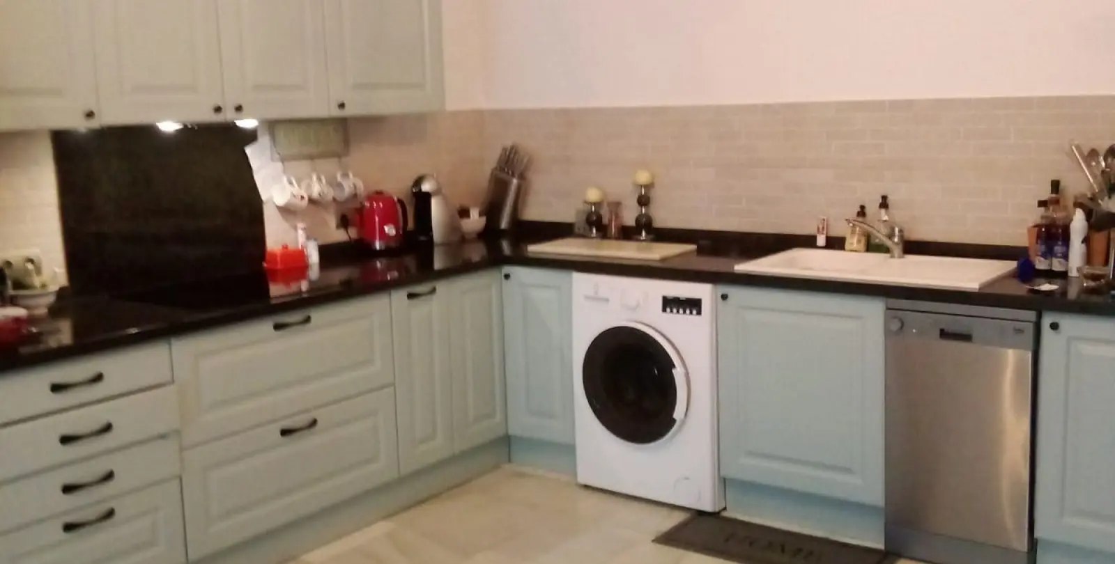 Sale of middle floor apartment in El Presidente 16