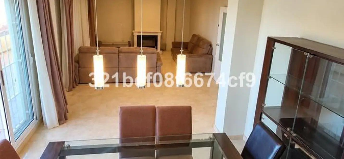 Sale of townhouse in Cancelada 4