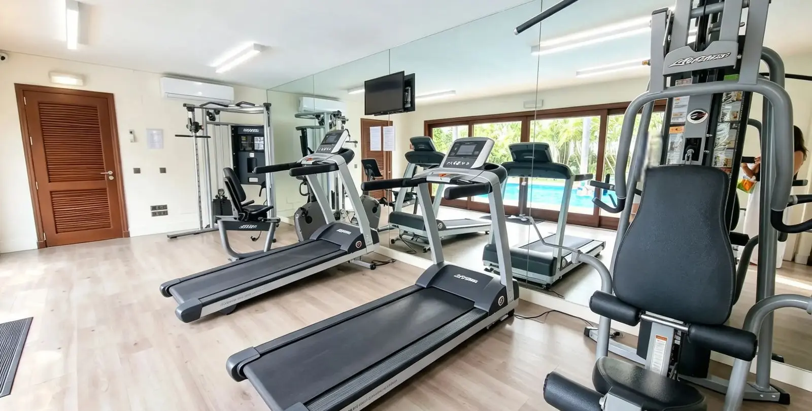 Venta de apartamento en planta baja en Estepona 30