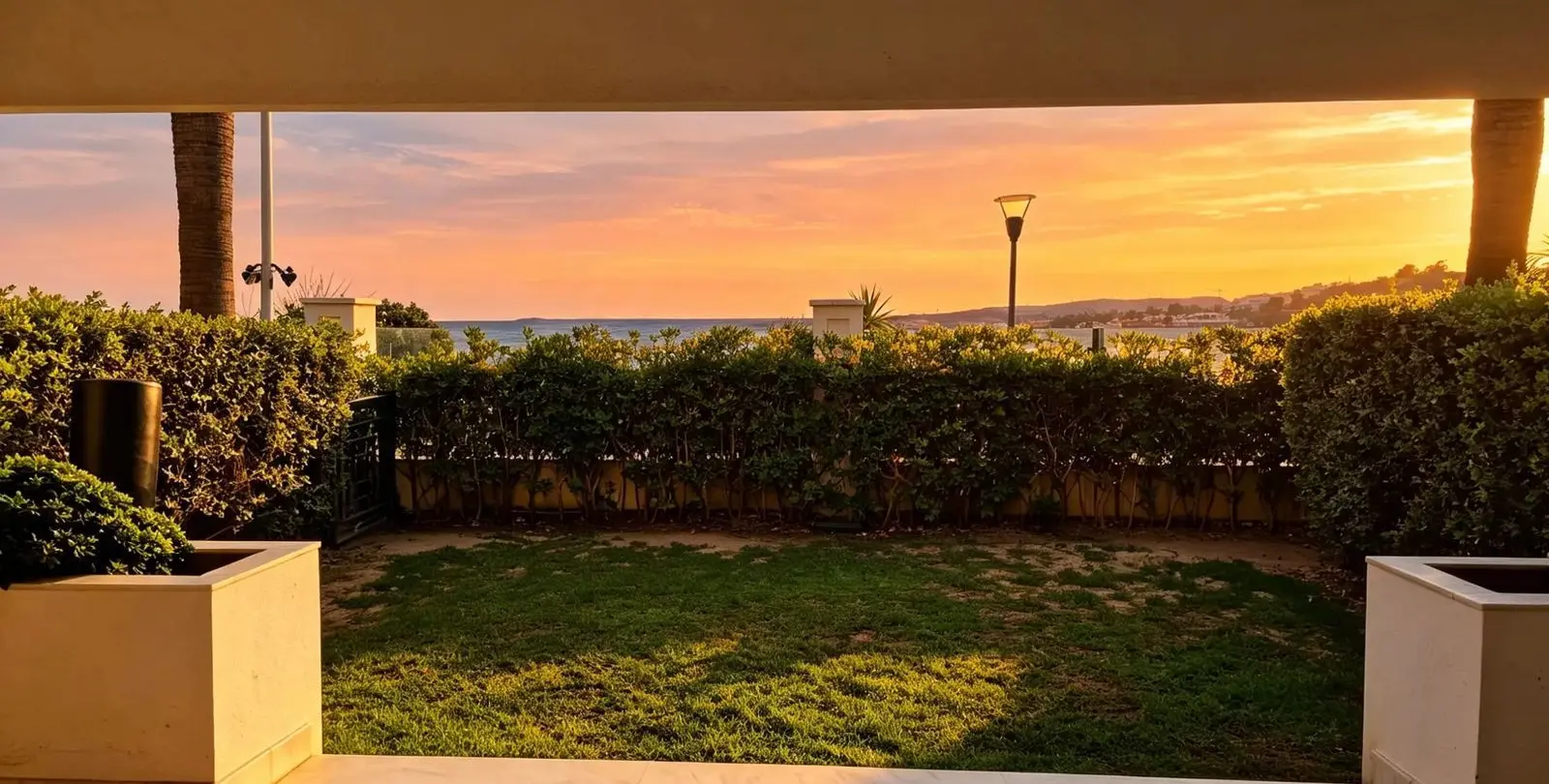 Venta de apartamento en planta baja en Estepona 40
