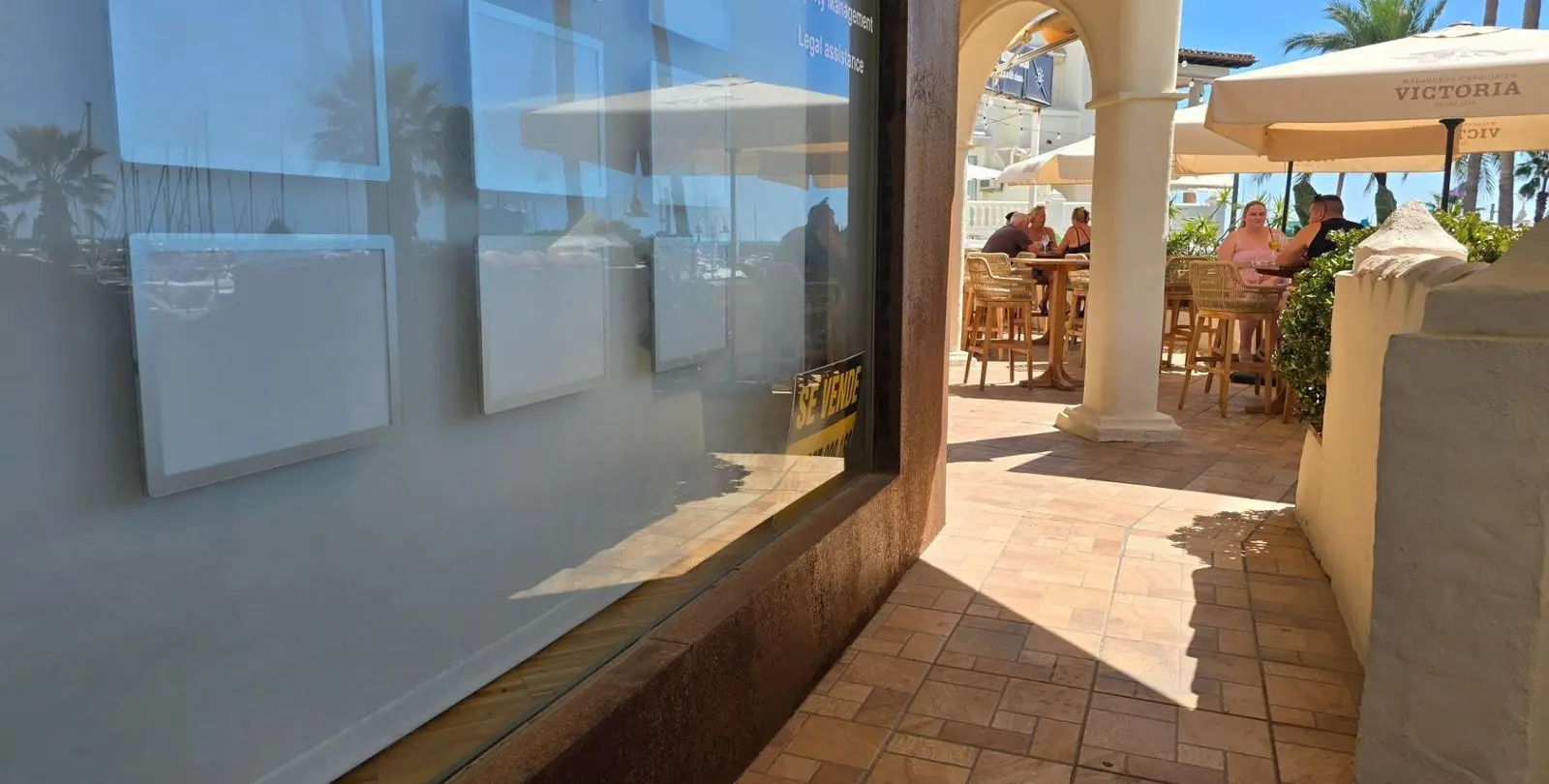 Venta de local comercial en Benalmadena 4