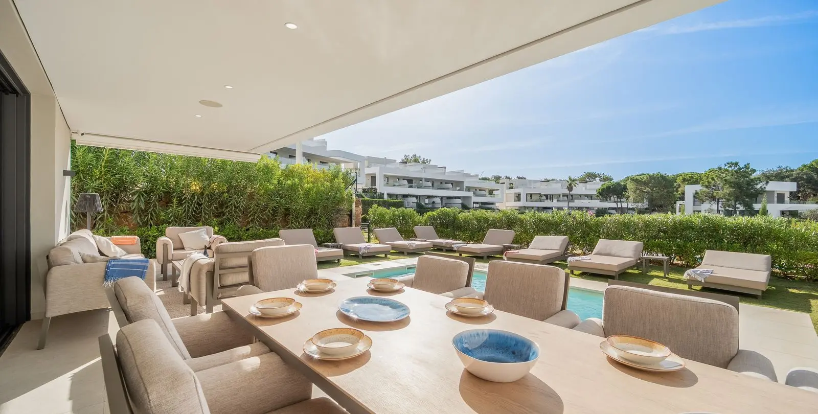 Venta de villa independiente en Elviria 1