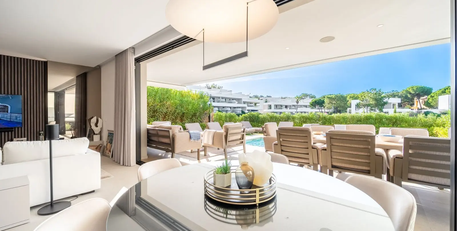 Venta de villa independiente en Elviria 4