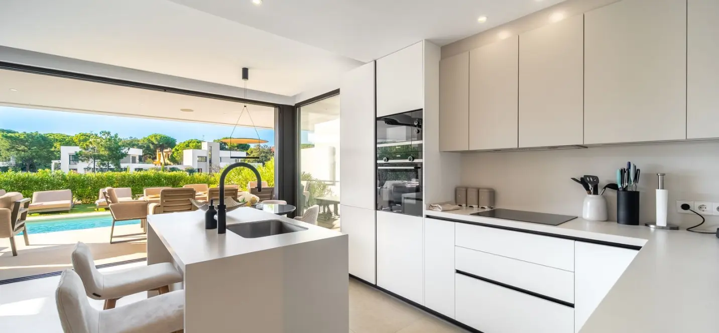 Venta de villa independiente en Elviria 4
