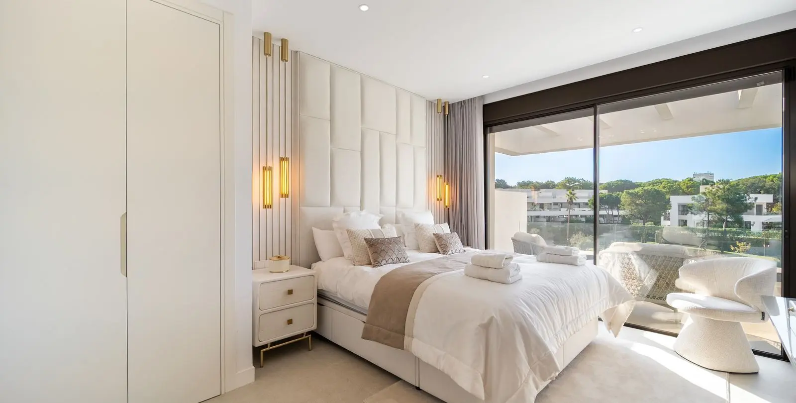 Venta de villa independiente en Elviria 15