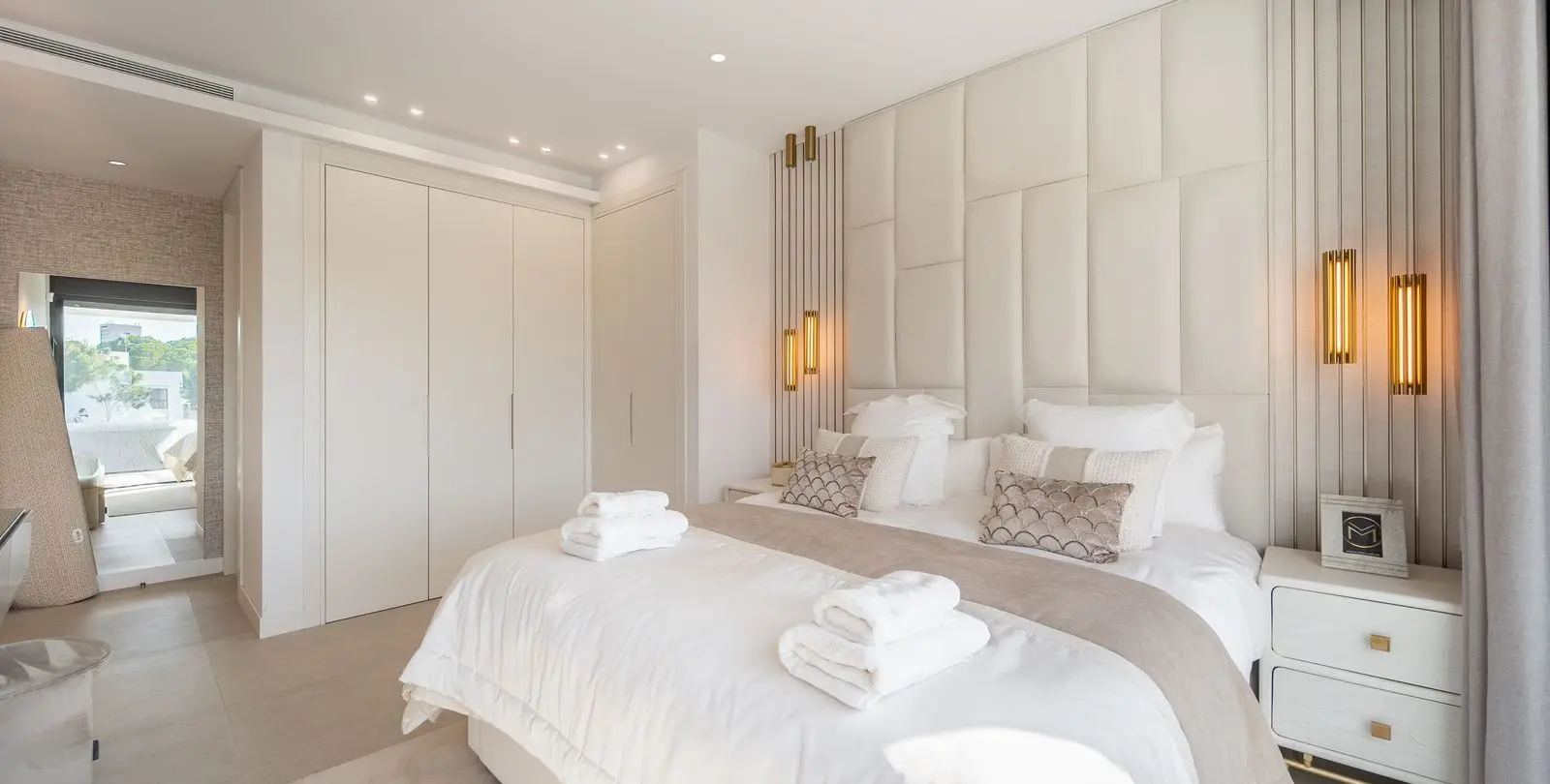 Venta de villa independiente en Elviria 16