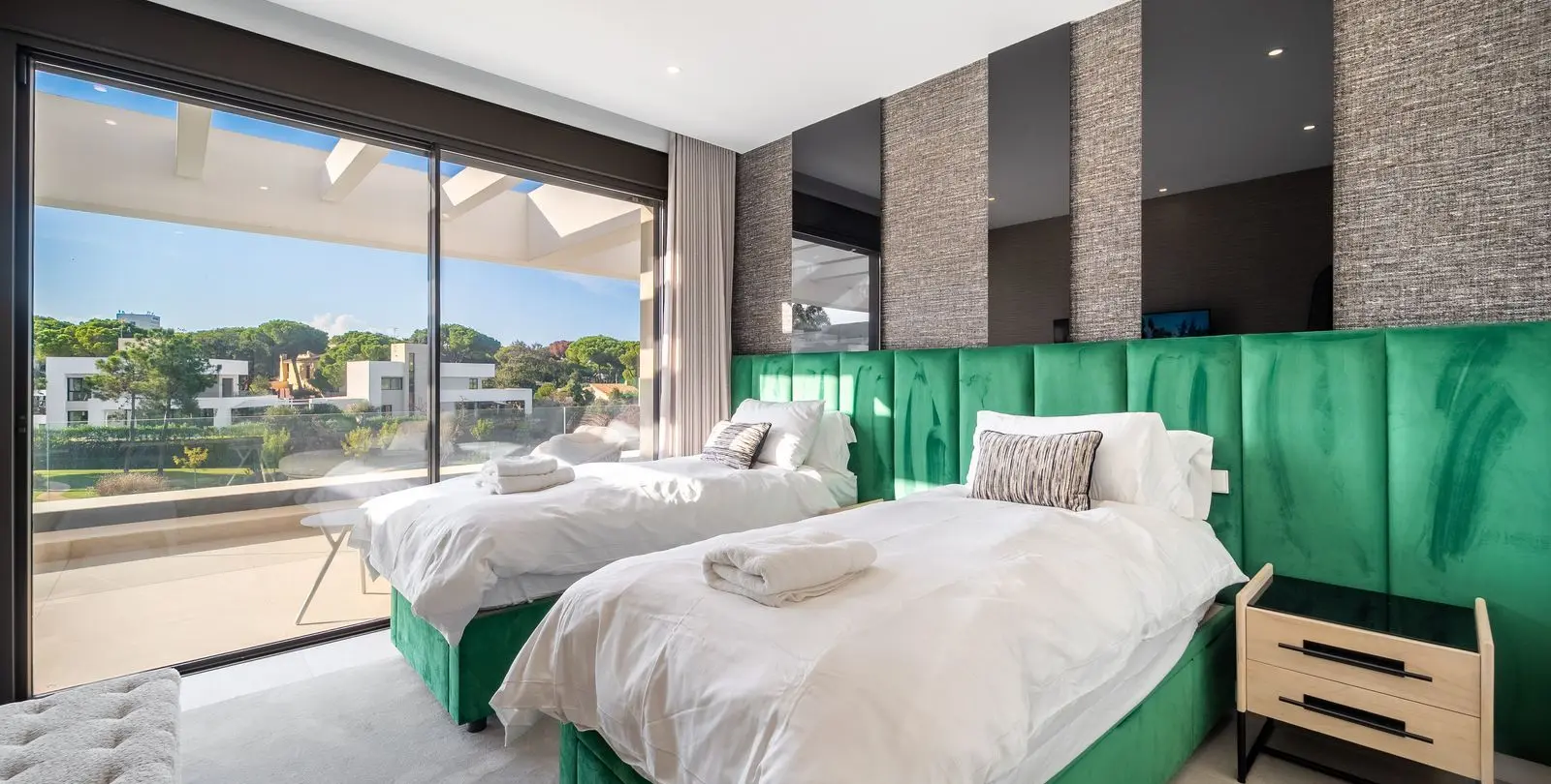Venta de villa independiente en Elviria 19