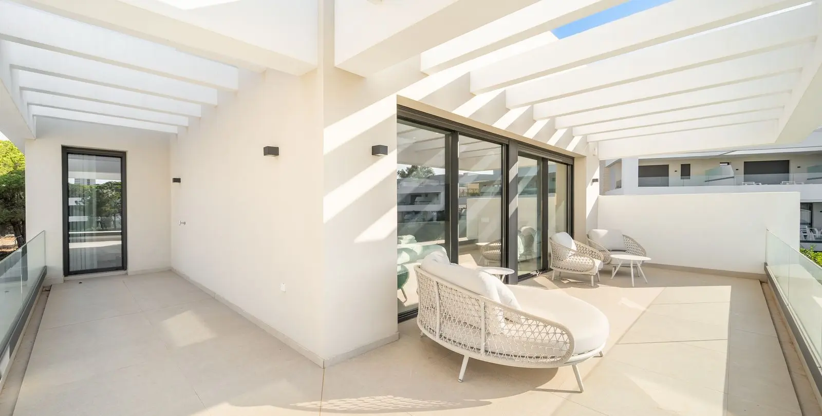 Venta de villa independiente en Elviria 23