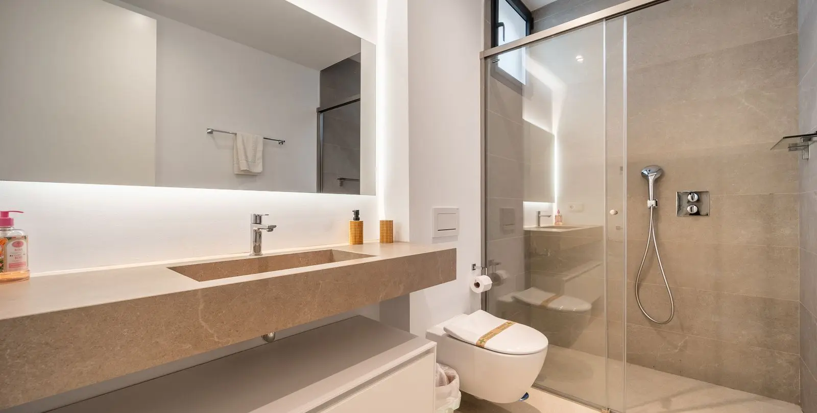 Venta de villa independiente en Elviria 36