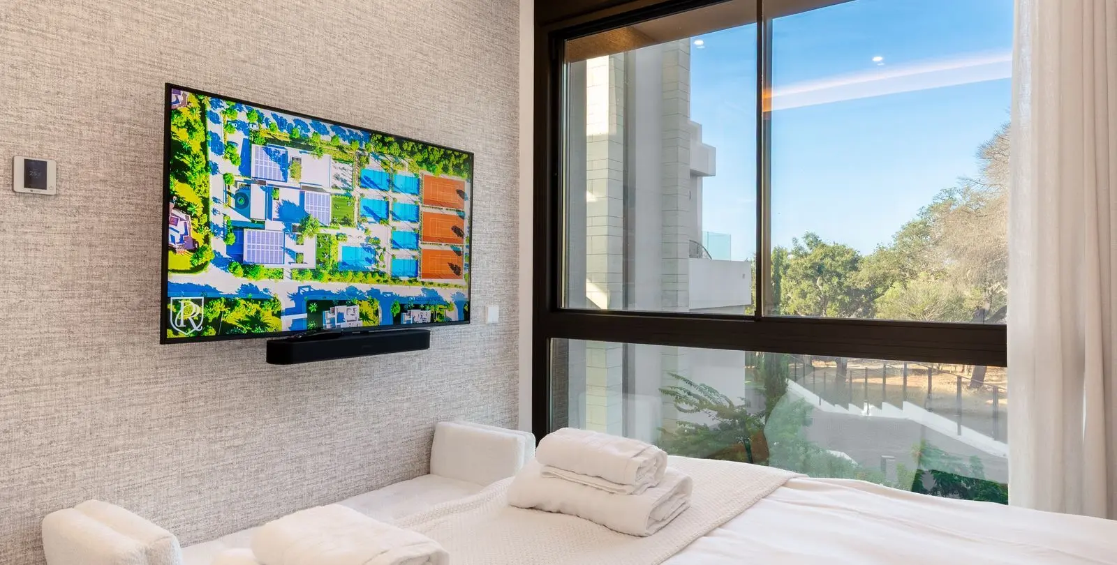 Venta de villa independiente en Elviria 46