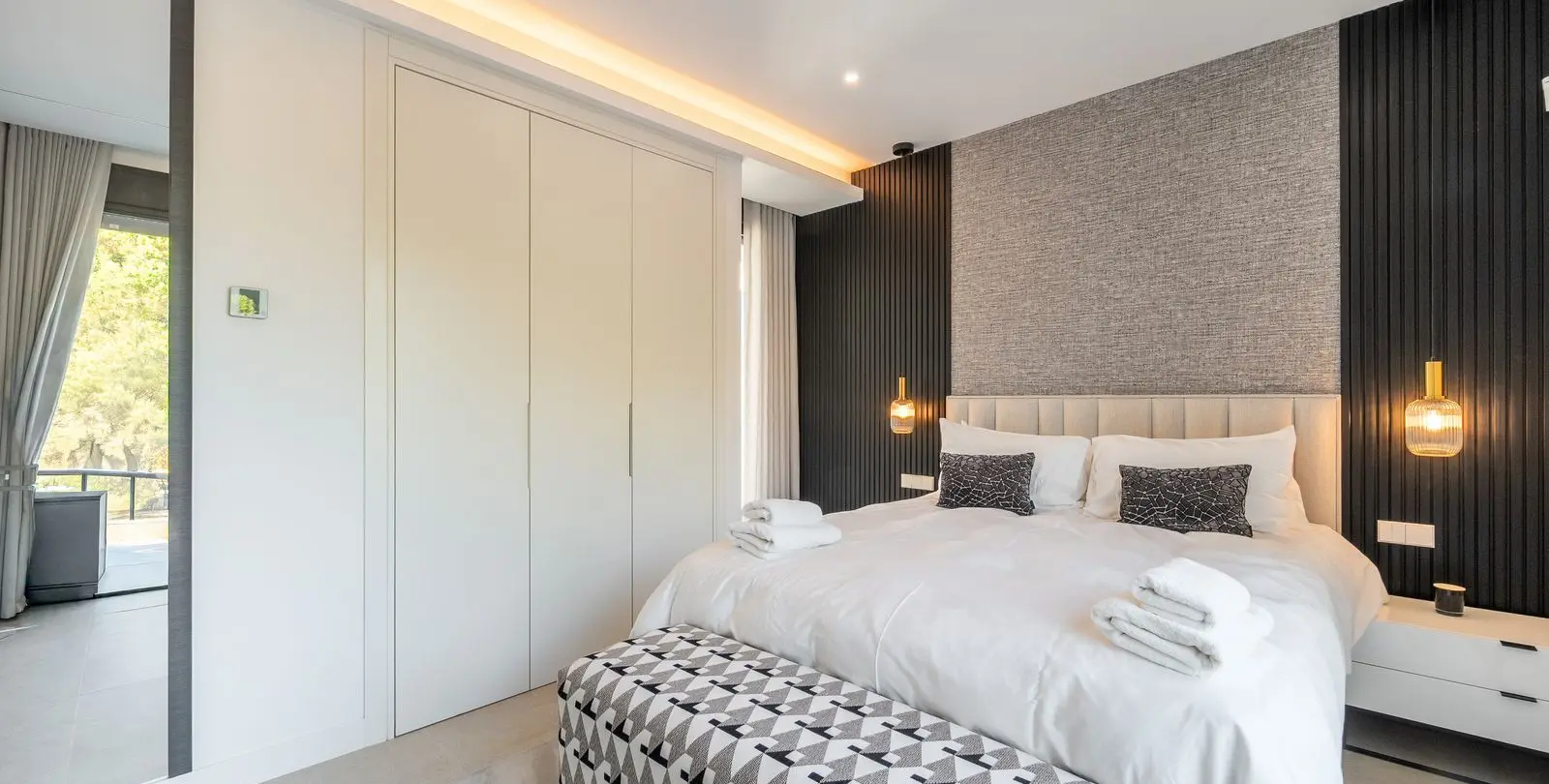 Venta de villa independiente en Elviria 49