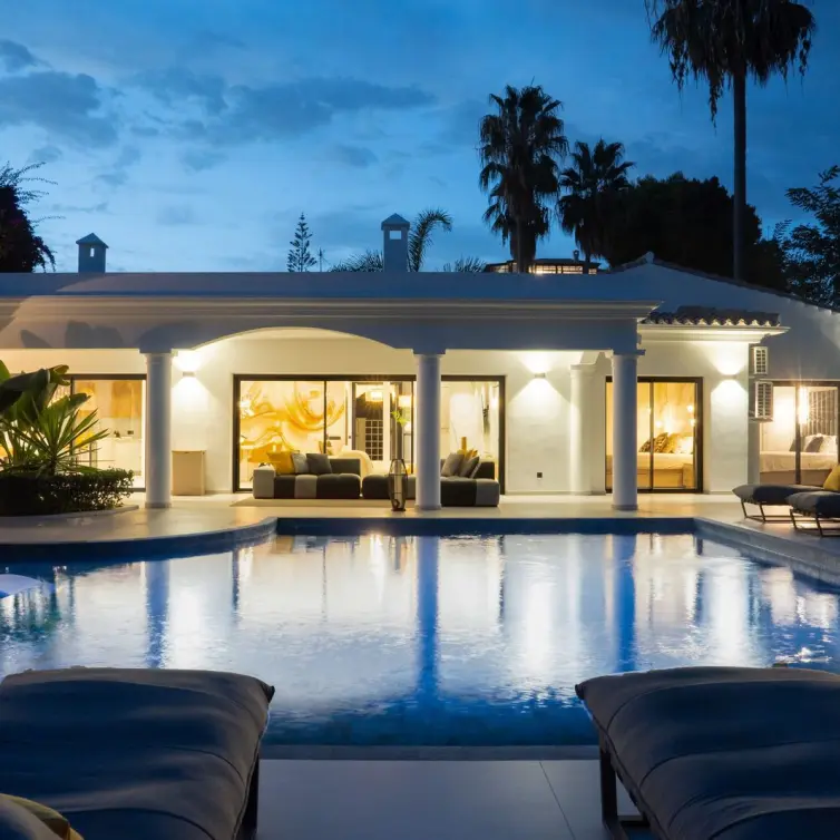 Venta de villa independiente en El Paraiso