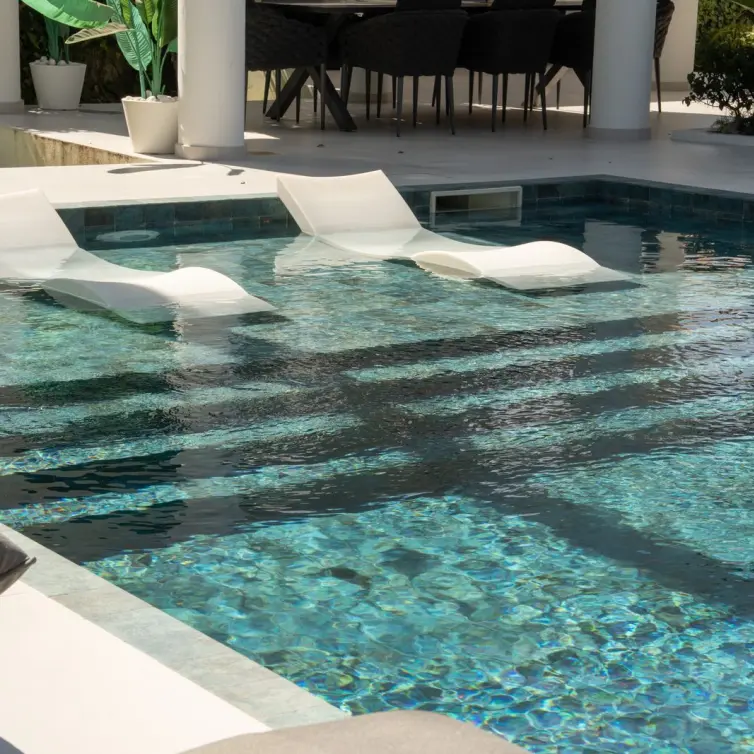 Venta de villa independiente en El Paraiso