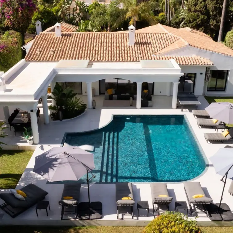 Venta de villa independiente en El Paraiso
