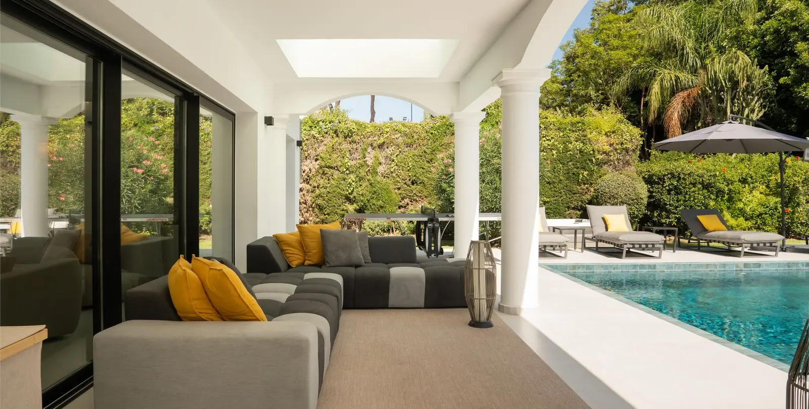 Venta de villa independiente en El Paraiso 31
