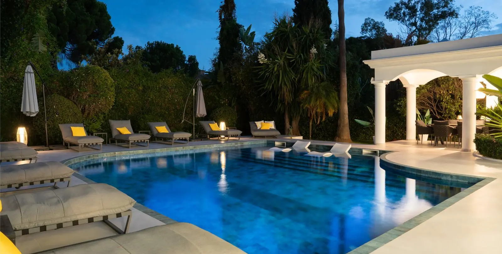 Venta de villa independiente en El Paraiso 109