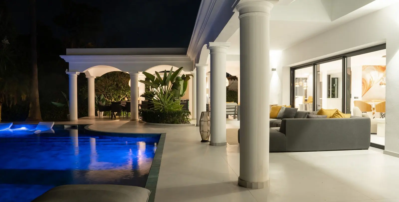Venta de villa independiente en El Paraiso 120