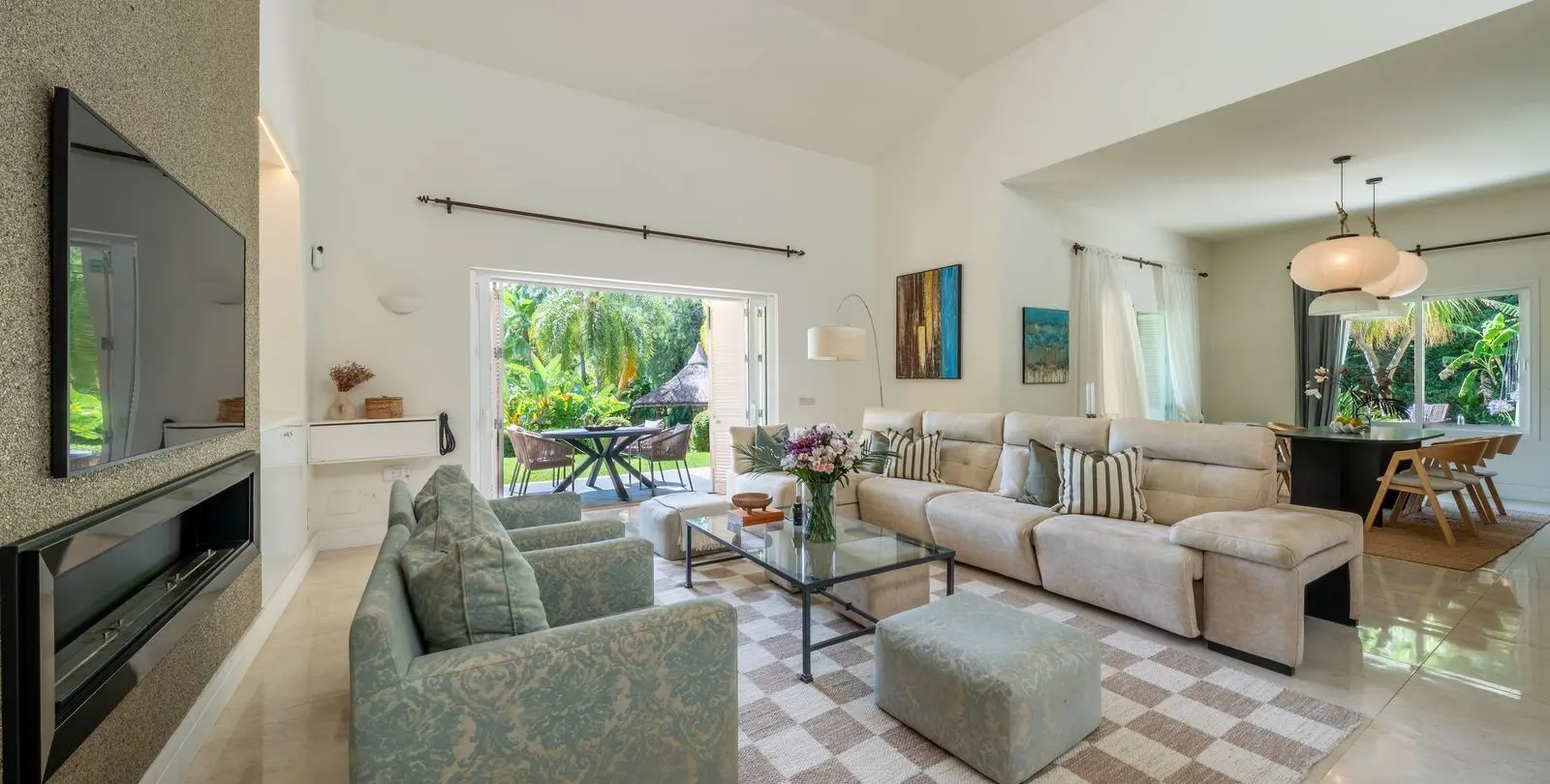 Venta de villa independiente en La Quinta 19