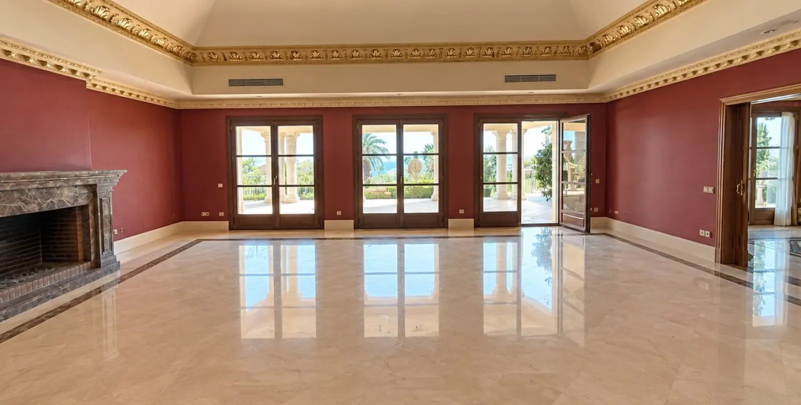 Venta de villa independiente en Sierra Blanca 10