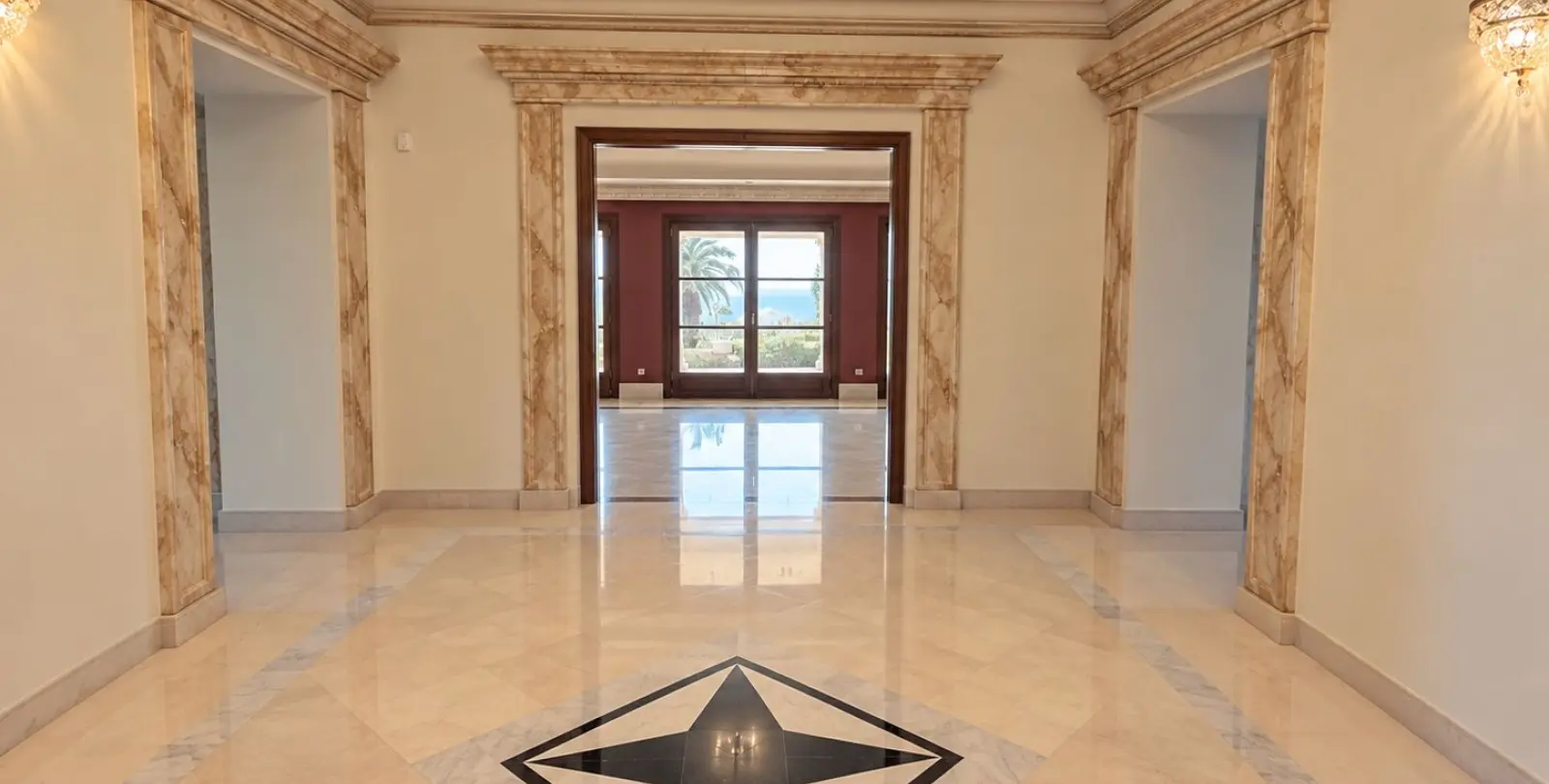 Venta de villa independiente en Sierra Blanca 11