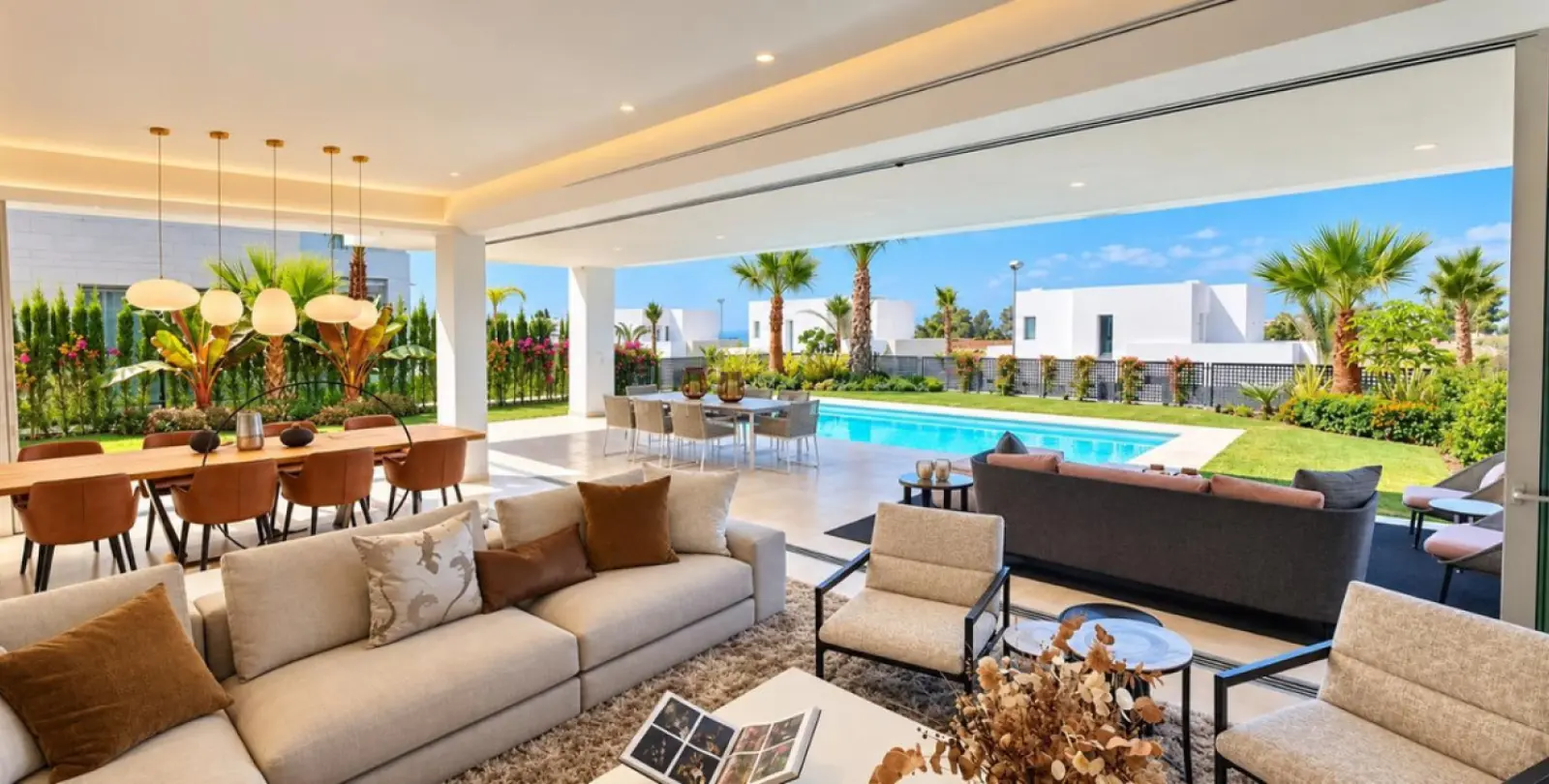 Long-term rent of detached villa in Marbella 2