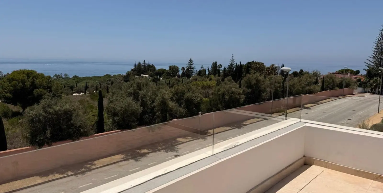 Long-term rent of detached villa in Marbella 10