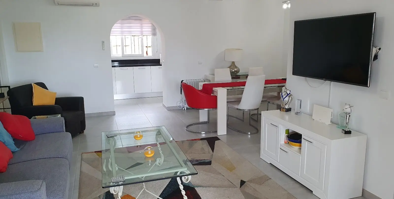 Sale of ground floor apartment in El Paraiso 2