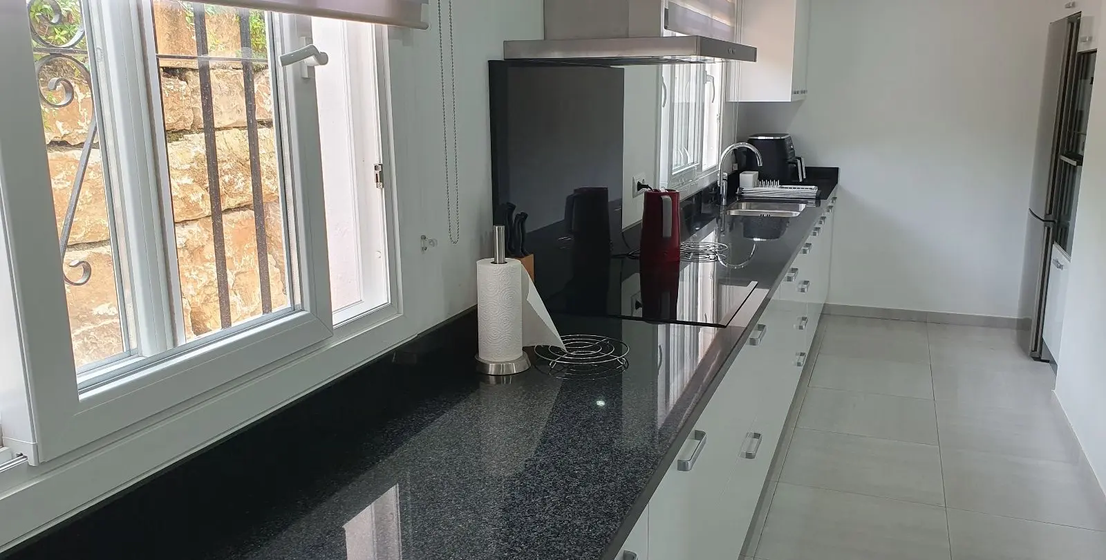 Sale of ground floor apartment in El Paraiso 9