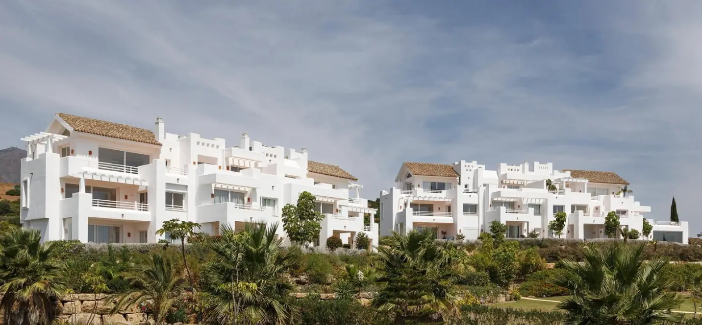 Sale of ground floor apartment in Casares 2