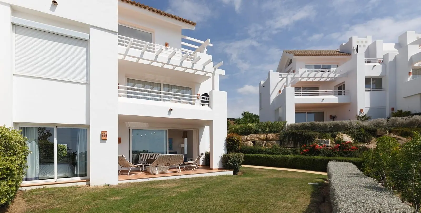 Sale of ground floor apartment in Casares 4