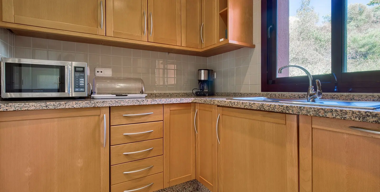 Sale of penthouse in Benahavís 16