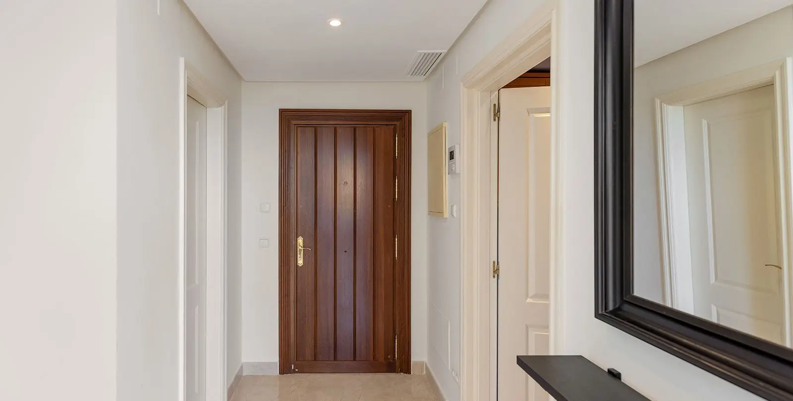 Sale of penthouse in Benahavís 19