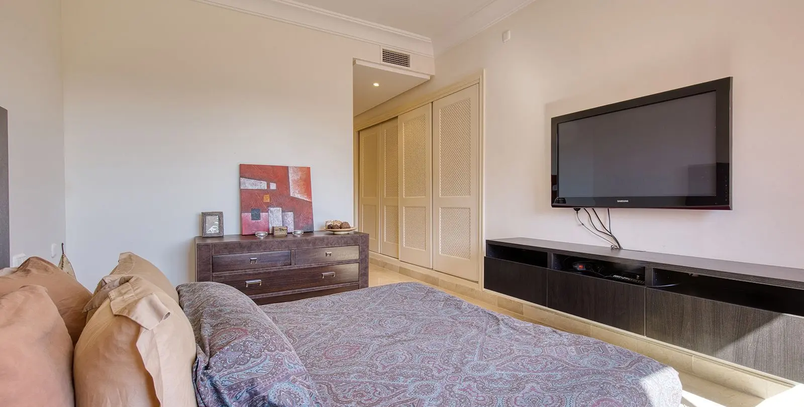 Sale of penthouse in Benahavís 33