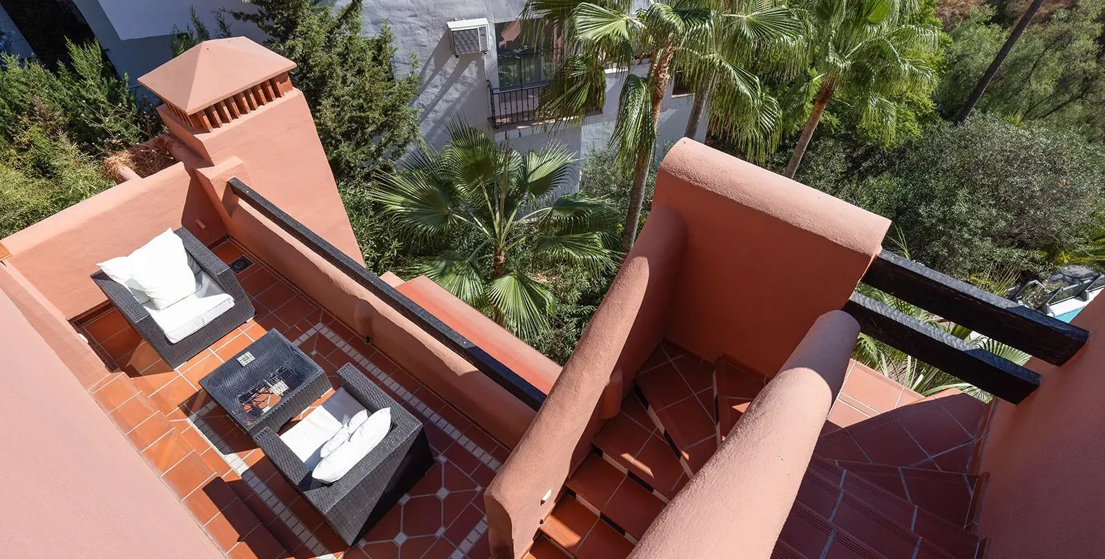 Sale of penthouse in Benahavís 53