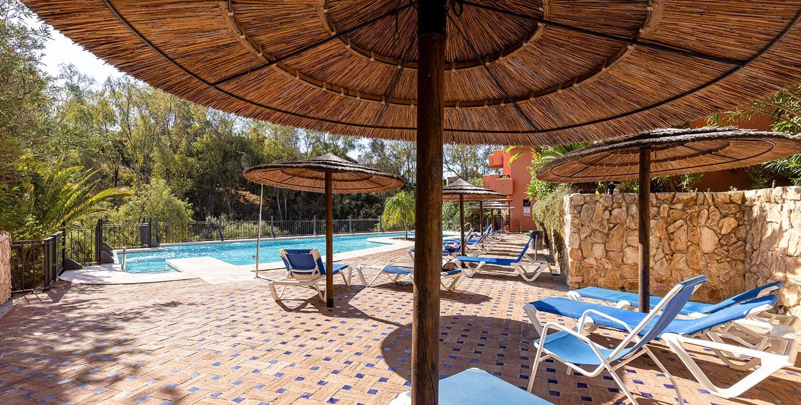 Sale of penthouse in Benahavís 59