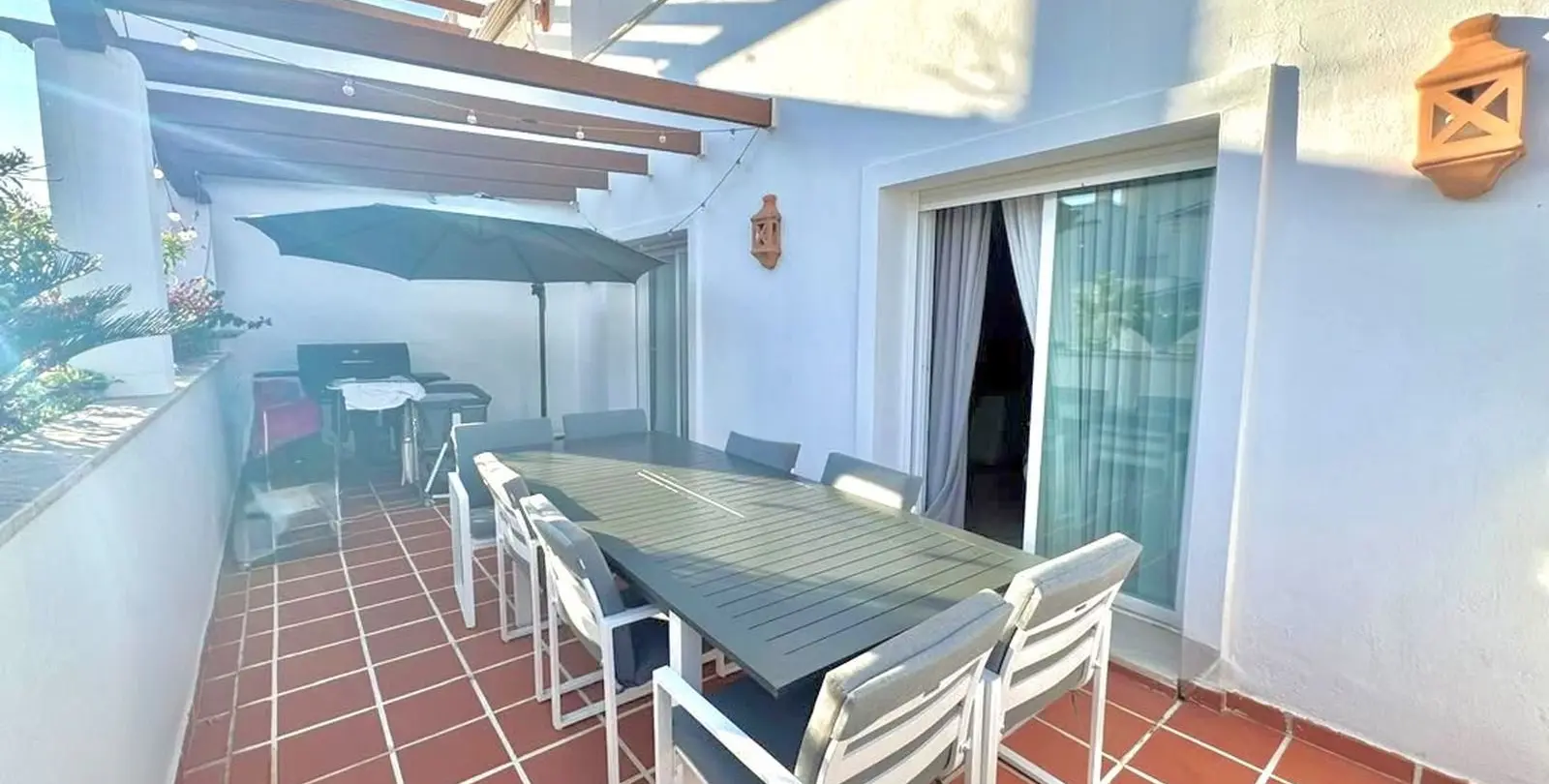 Sale of middle floor apartment in Nueva Andalucía 5