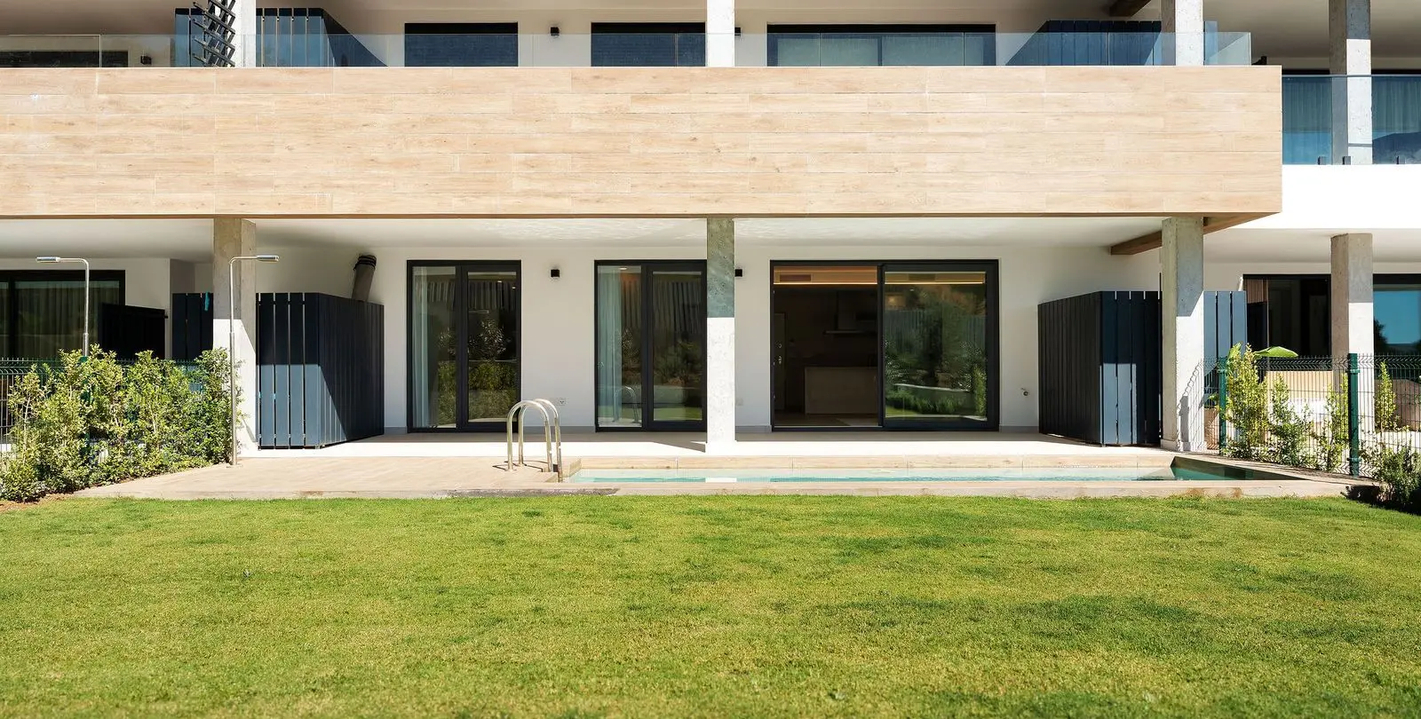 Sale of ground floor apartment in Altos de los Monteros 3