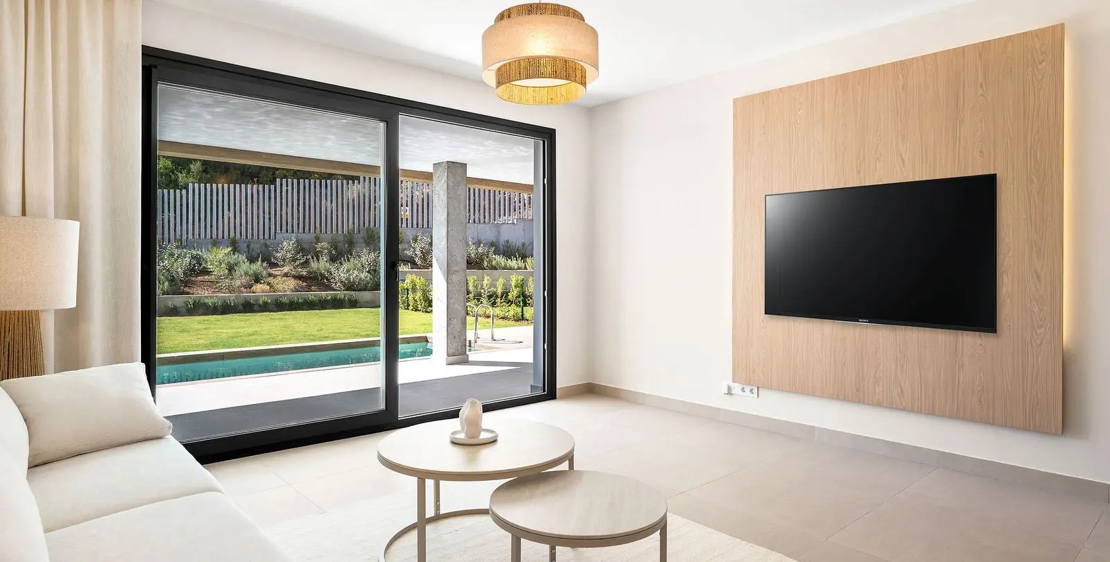 Sale of ground floor apartment in Altos de los Monteros 5