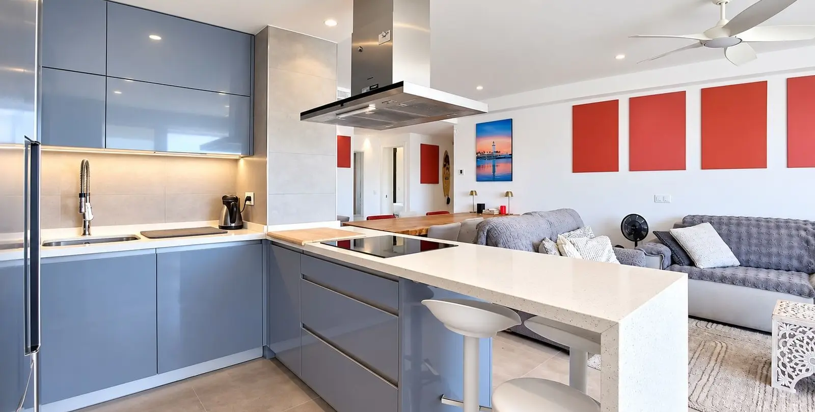 Sale of middle floor apartment in La Cala 5